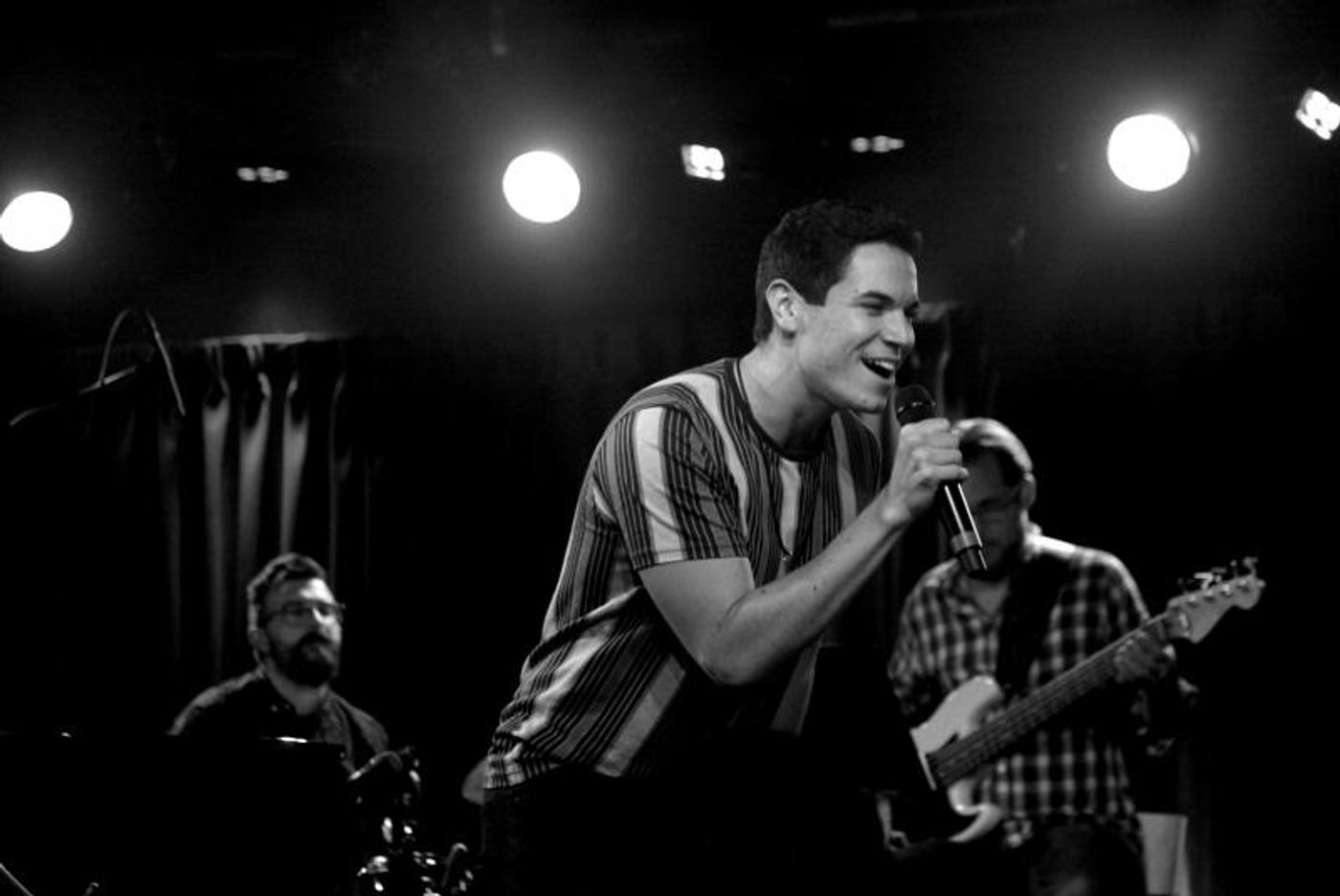 Review: BROADWAY SINGS UNPLUGGED: SARA BAREILLES Wows Audience at The Green Room 42  Image