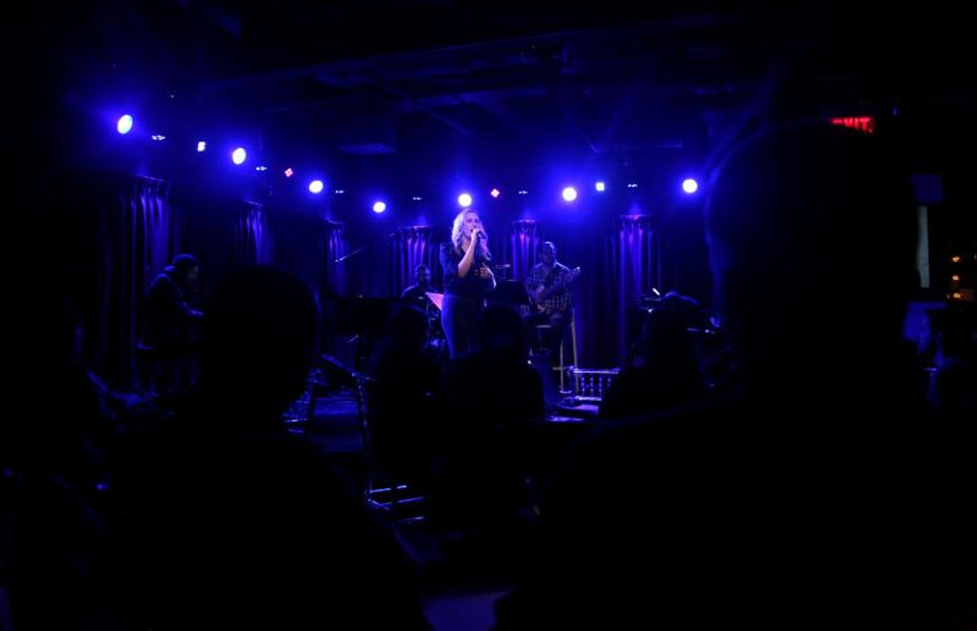 Review: BROADWAY SINGS UNPLUGGED: SARA BAREILLES Wows Audience at The Green Room 42  Image