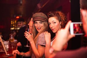 Amber Ardolino (L), Mia Isabella Aguirre (R)
@ BroadwayWorld Amber Ardolino (L), Mia Isabella Aguirre (R)
Photo