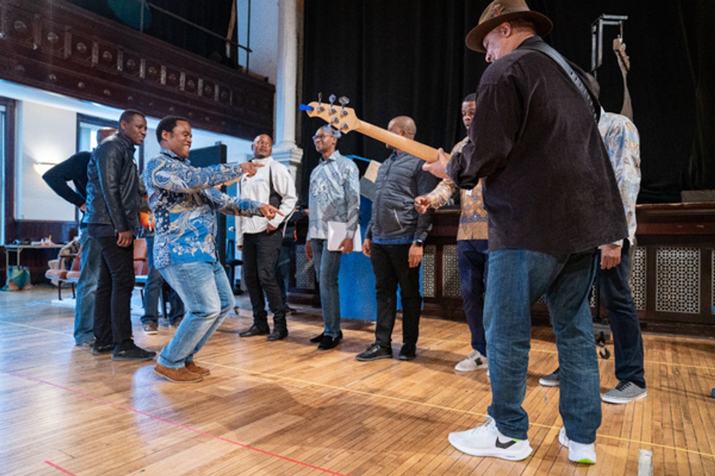 Photo Flash: In Rehearsal For LINDIWE At Steppenwolf Theatre Company  Image