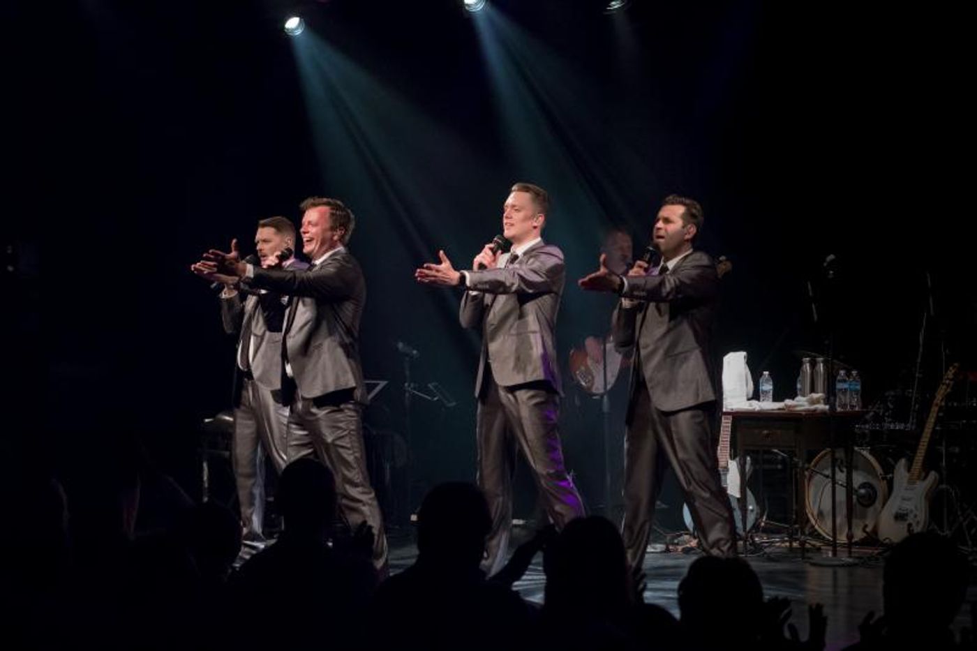 BWW Preview: Under the Streetlamp to Perform as Part of On Stage At Kingsborough's 2019 Season  Image