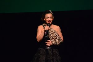 Jenny Lee Stern Photo