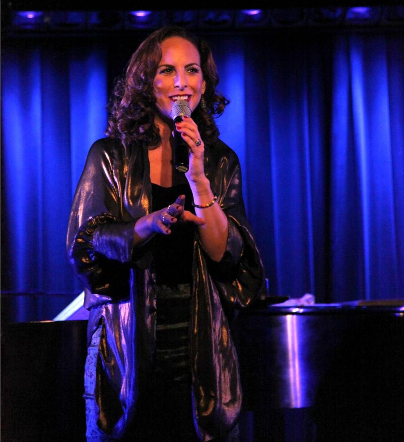Review: Dawn Derow Decorates THE HOUSE THAT BUILT ME with Love at The Laurie Beechman Theatre Review: Dawn Derow Decorates THE HOUSE THAT BUILT ME with Love at The Laurie Beechman Theatre Image