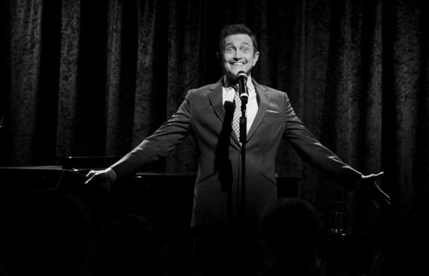 Review: Jeff Harnar Brings the Past into the Present in CARRIED AWAY: JEFF HARNAR SINGS COMDEN & GREEN  Image