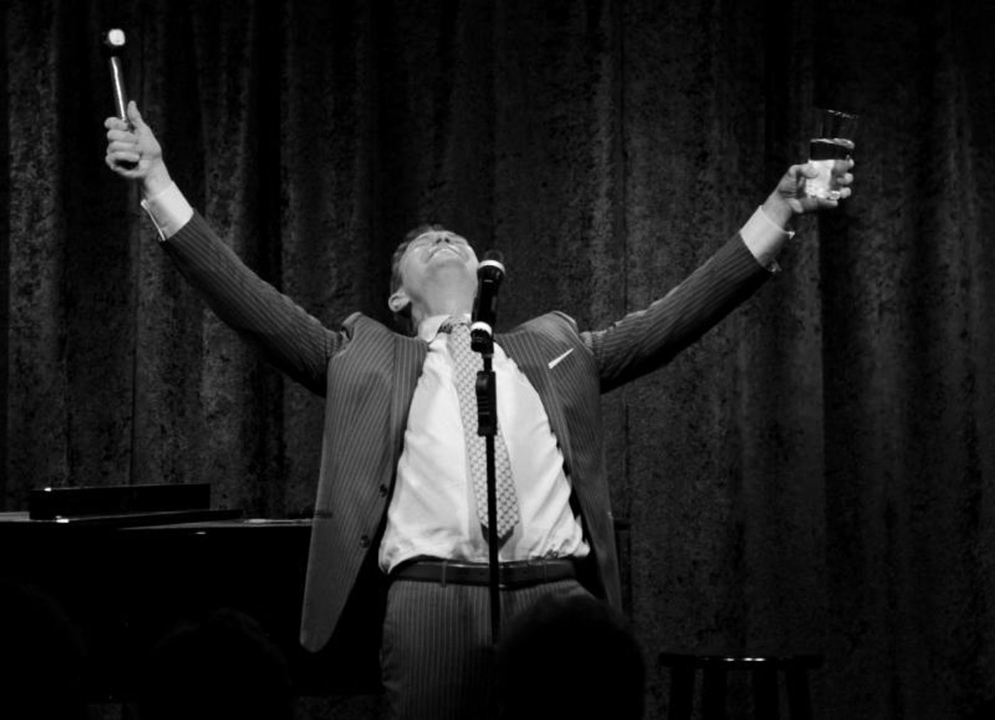 Review: Jeff Harnar Brings the Past into the Present in CARRIED AWAY: JEFF HARNAR SINGS COMDEN & GREEN  Image