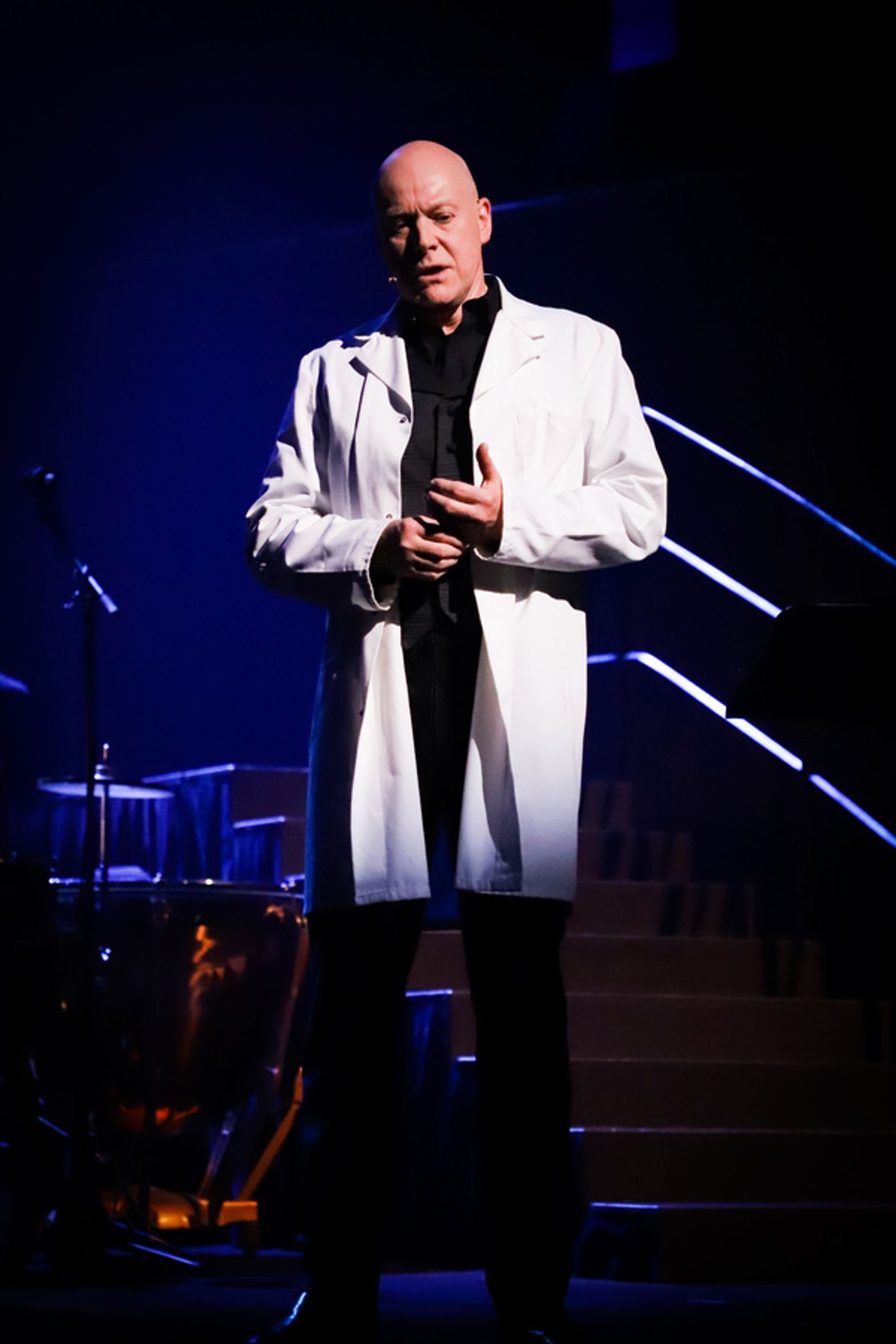 Photo Flash: Anthony Warlow & Jenna Rix Star In JEKYLL & HYDE  Image