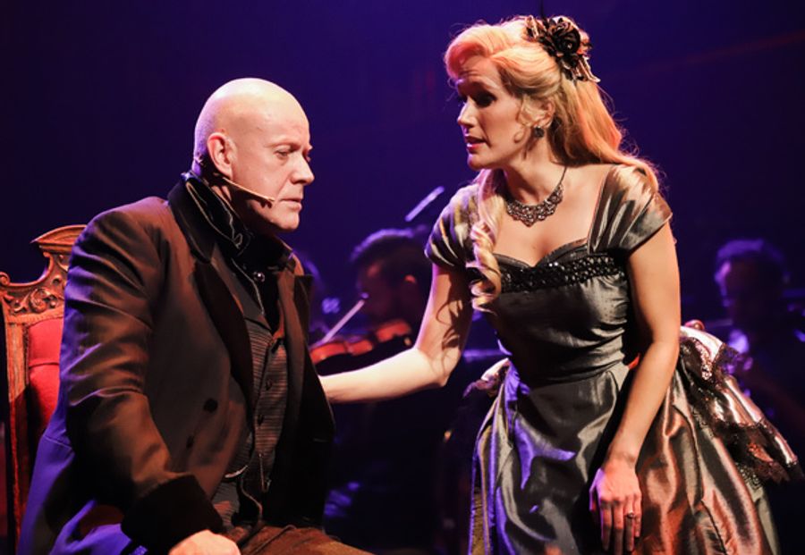 Photo Flash: Anthony Warlow & Jenna Rix Star In JEKYLL & HYDE Image