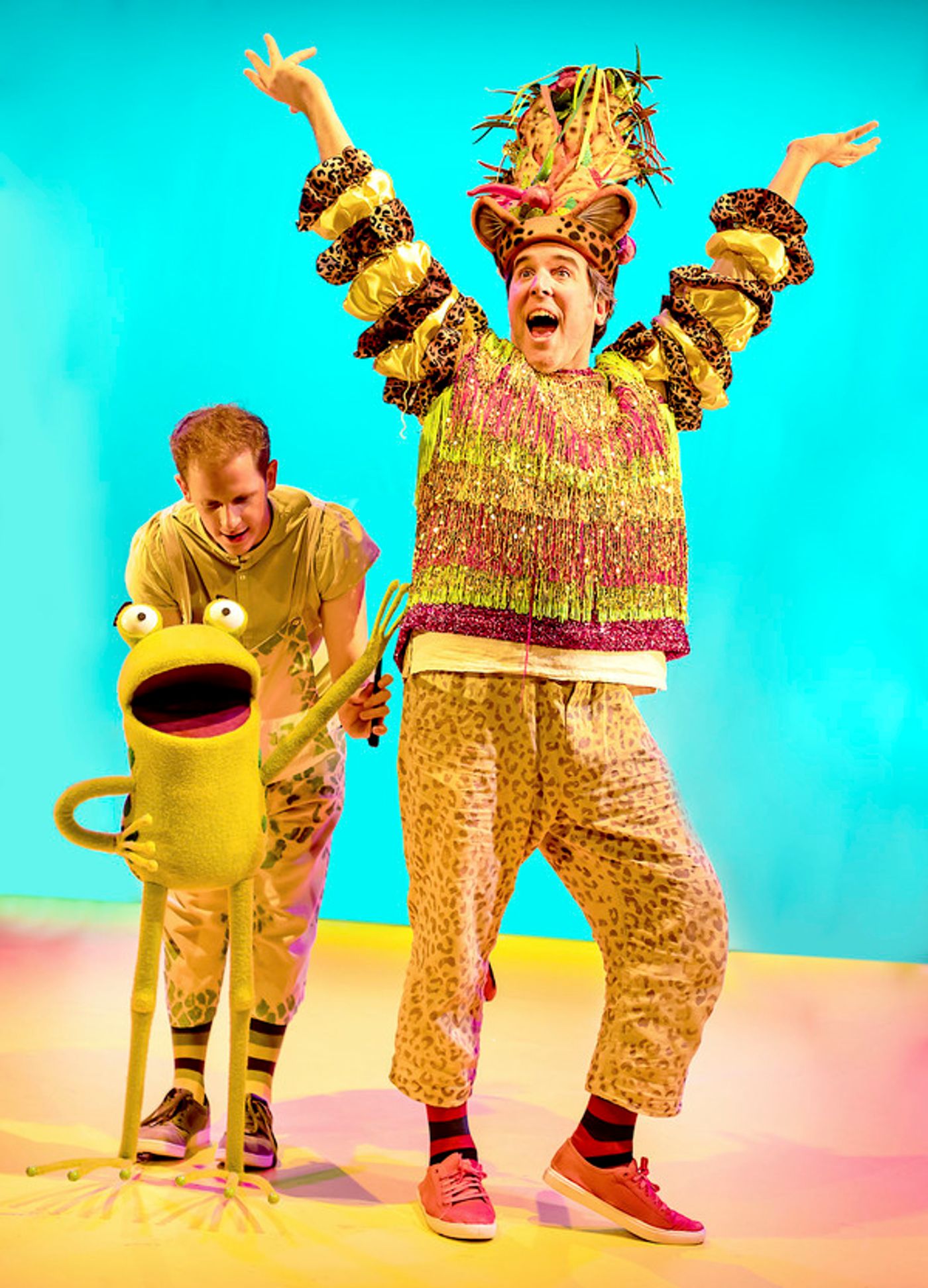 Photo Flash: First Look at OI FROG & FRIENDS! at the Lyric Theatre  Image