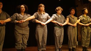 Sarah Gionvannetti, Sonia Goldberg, Ariana Silvan-Grau, Lyle Sauer, Isabel Thompson and Zoe Savransky @ BroadwayWorld Sarah Gionvannetti, Sonia Goldberg, Ariana Silvan-Grau, Lyle Sauer, Isabel Thompson a Photo