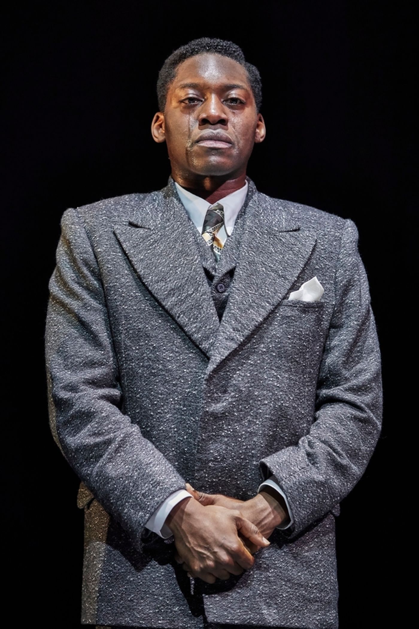 Photo Flash:  New Photos of the West End Production of DEATH OF A SALESMAN  Image