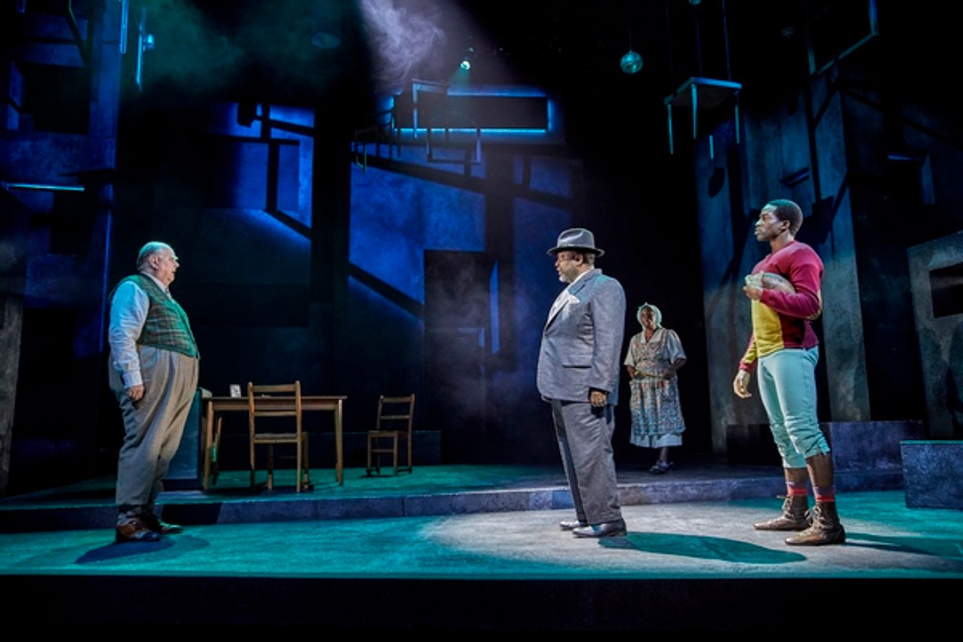 Photo Flash:  New Photos of the West End Production of DEATH OF A SALESMAN  Image