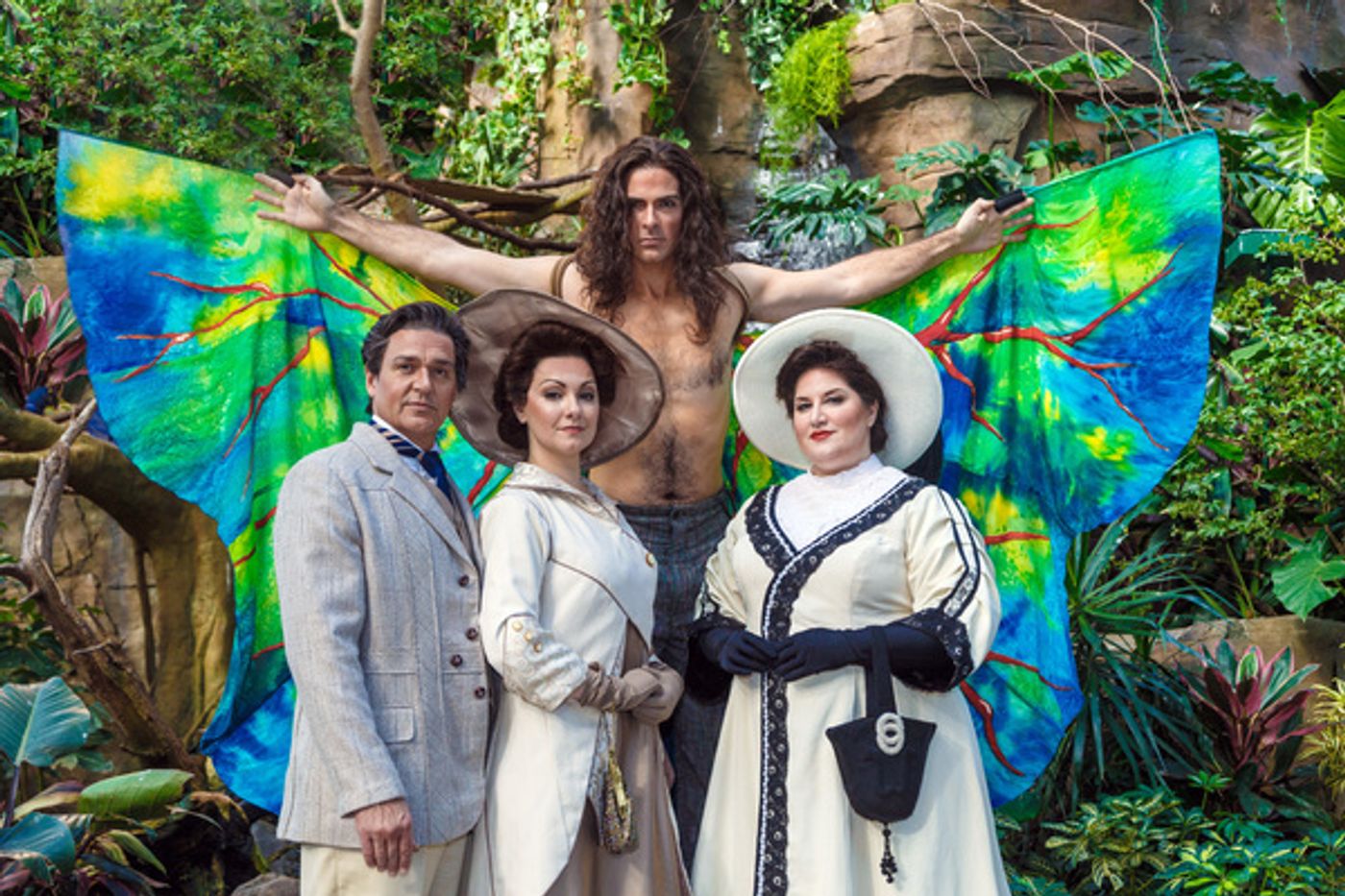 Photo Flash: Get A First Look At The Company Of Pittsburgh Opera's FLORENCIA EN EL AMAZONAS Photo Flash: Get A First Look At The Company Of Pittsburgh Opera's FLORENCIA EN EL AMAZONAS Image