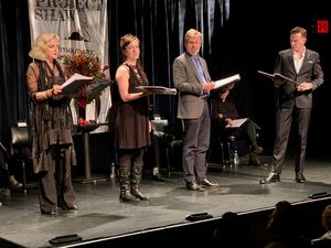 Alison Fraser, Amelia Pedlow, Bradford Cover and Ben Davis @ BroadwayWorld Alison Fraser, Amelia Pedlow, Bradford Cover and Ben Davis Photo