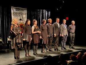 Alison Fraser, Talene Monahon Amelia Pedlow, Evan Yionoulis, Max Gordon Moore, Ben Da Photo