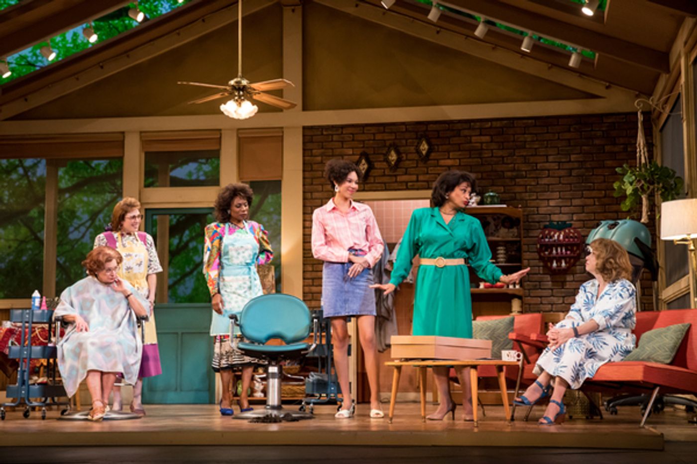 Photo Flash: First Look at STEEL MAGNOLIAS at the Guthrie Theater  Image