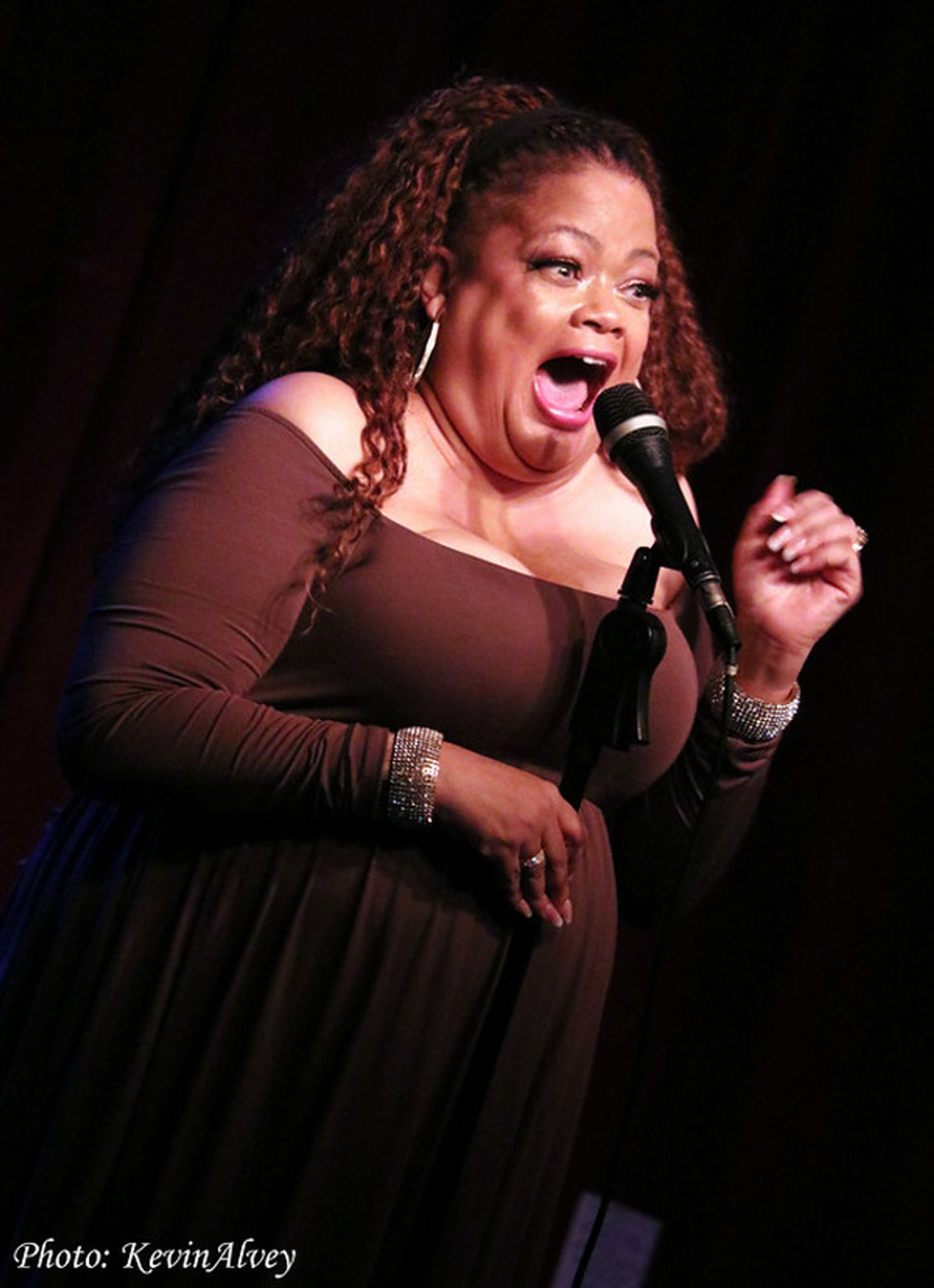 Photo Flash: Natalie Douglas Celebrates Streisand At Birdland  Image