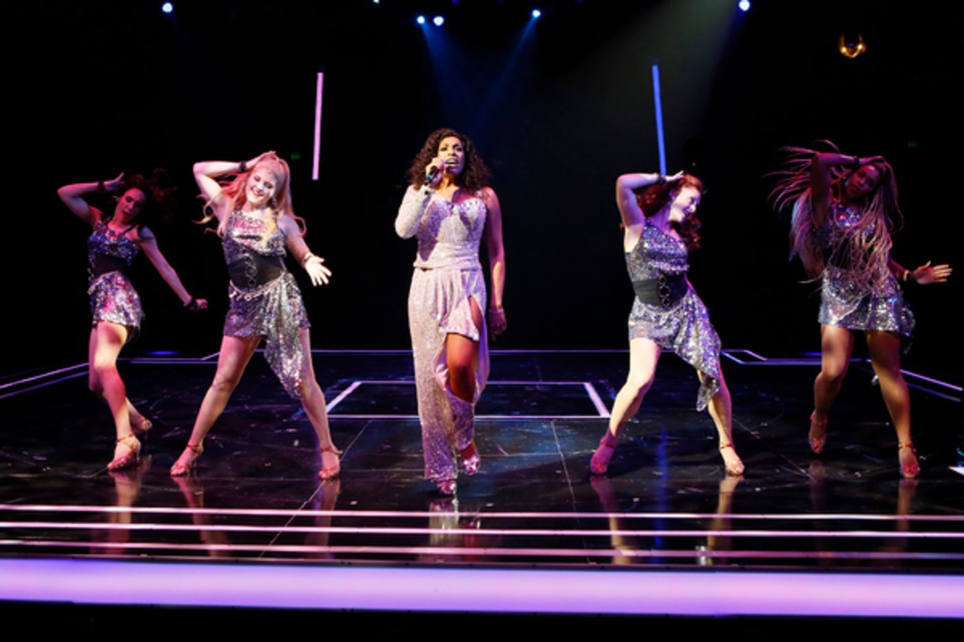 Photo Flash: Check Out New Photos From THE BODYGUARD THE MUSICAL at the North Shore Music Theatre  Image