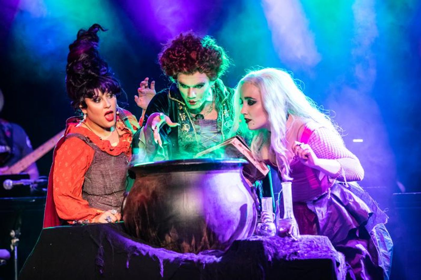 Review: I PUT A SPELL ON YOU: THE RETURN OF THE SANDERSON SISTERS is a Fabulous Hex at Le Poisson Rouge  Image