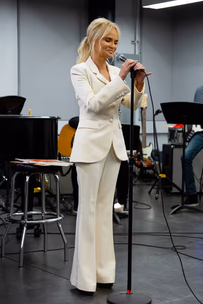 Kristin Chenoweth Photo