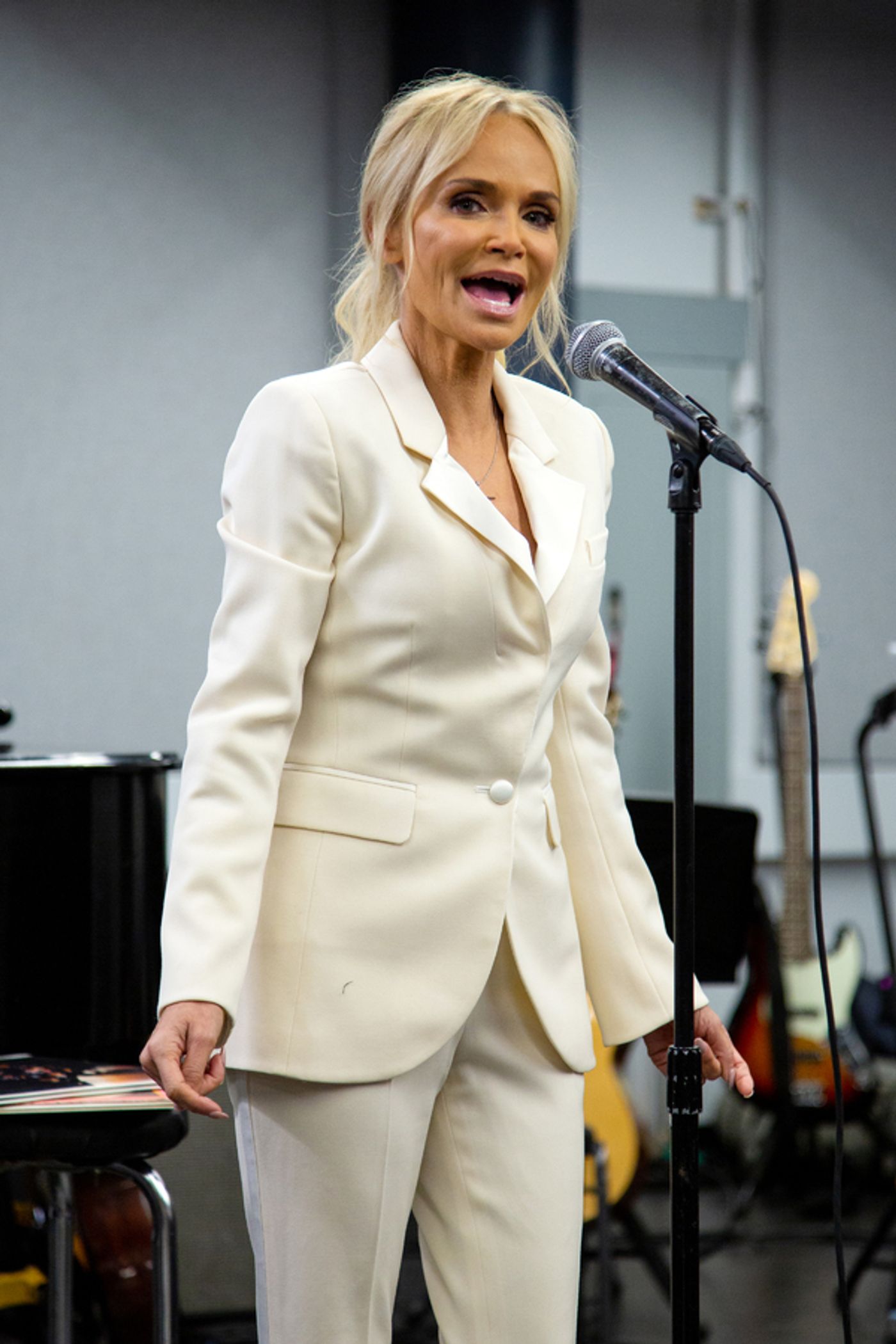 Photo Coverage: Kristin Chenoweth Rehearses for Broadway Return in FOR THE GIRLS  Image