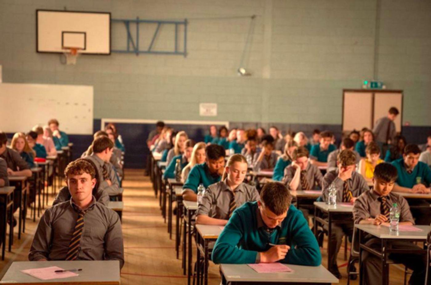 Photo Flash: Get a First Look at HULU/BBC Three's TV Adaptation of Sally Rooney's Bestselling Novel NORMAL PEOPLE  Image