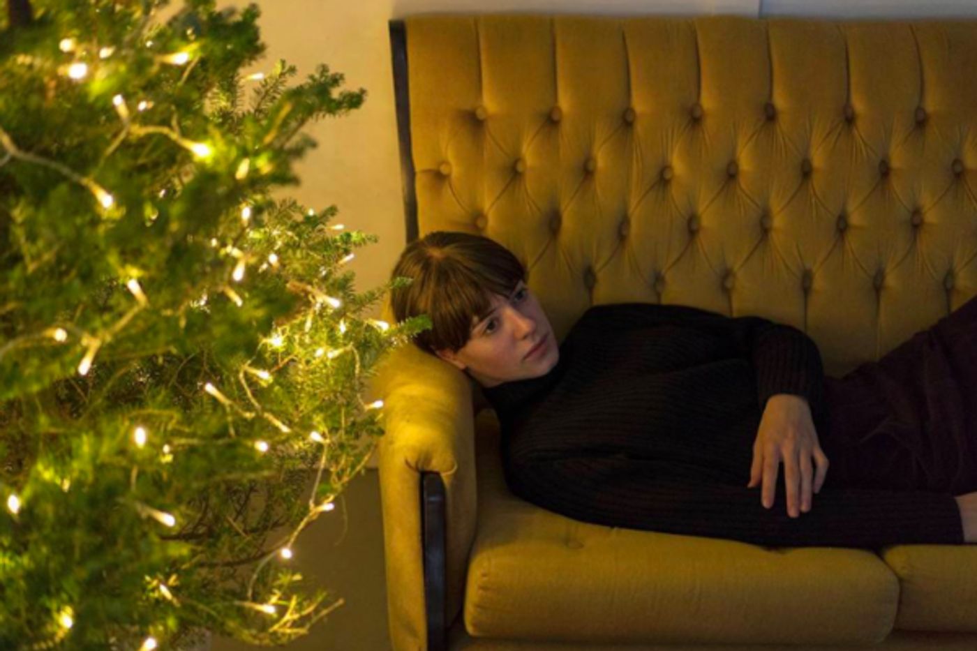 Photo Flash: Get a First Look at HULU/BBC Three's TV Adaptation of Sally Rooney's Bestselling Novel NORMAL PEOPLE  Image