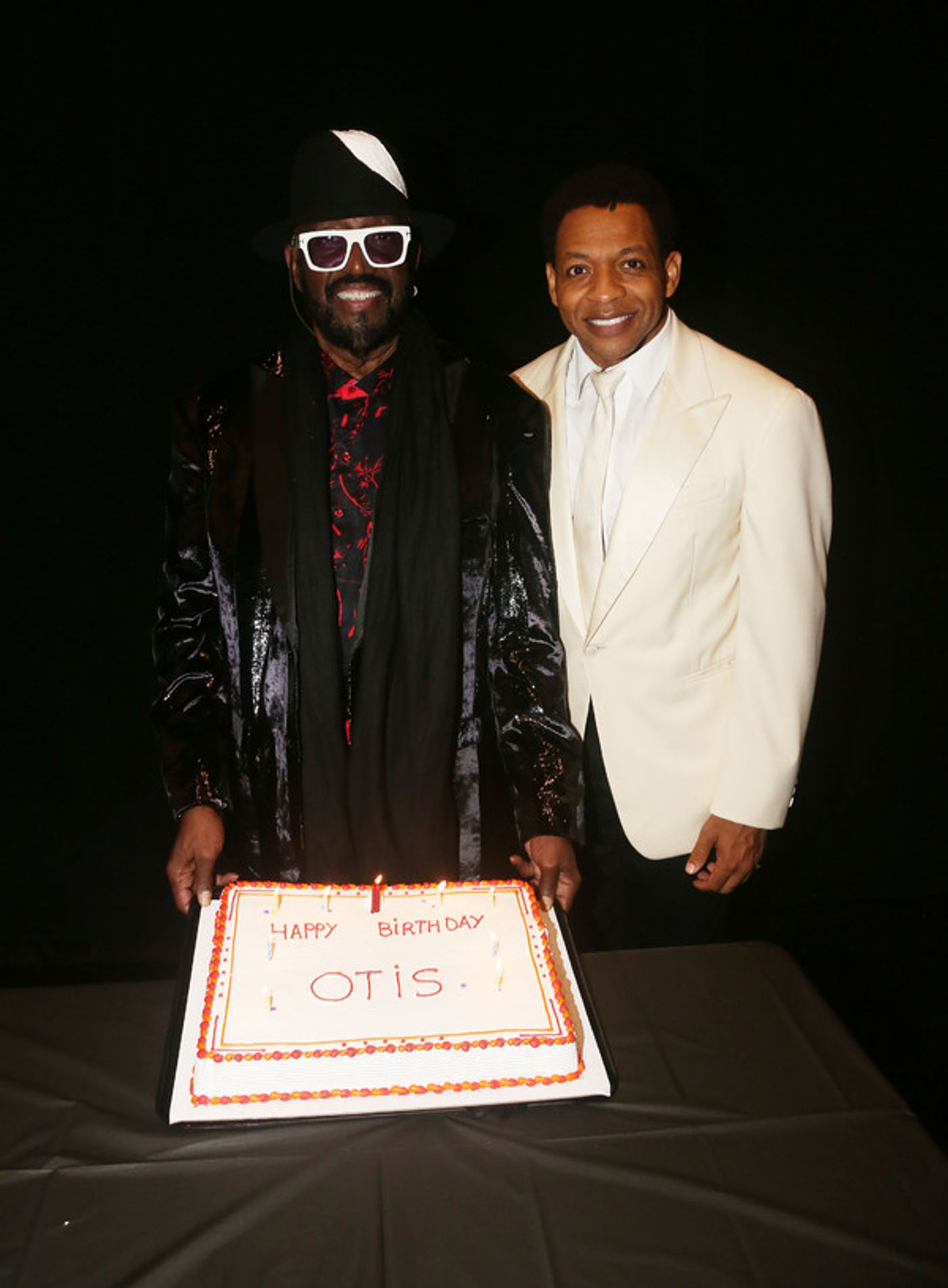 Photo Flash: AIN'T TOO PROUD Celebrates Otis Williams' Birthday! Photo Flash: AIN'T TOO PROUD Celebrates Otis Williams' Birthday! Image