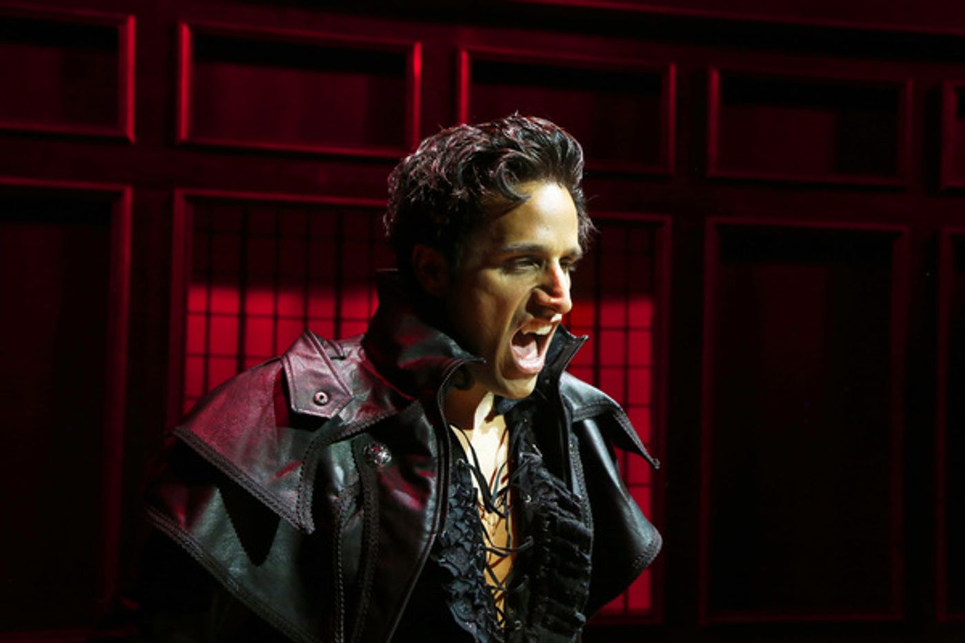Photo Flash: Jared Zirilli as Dracula in the Premiere of Greenberg and Rosen's DRACULA: A Comedy of Terrors  Image