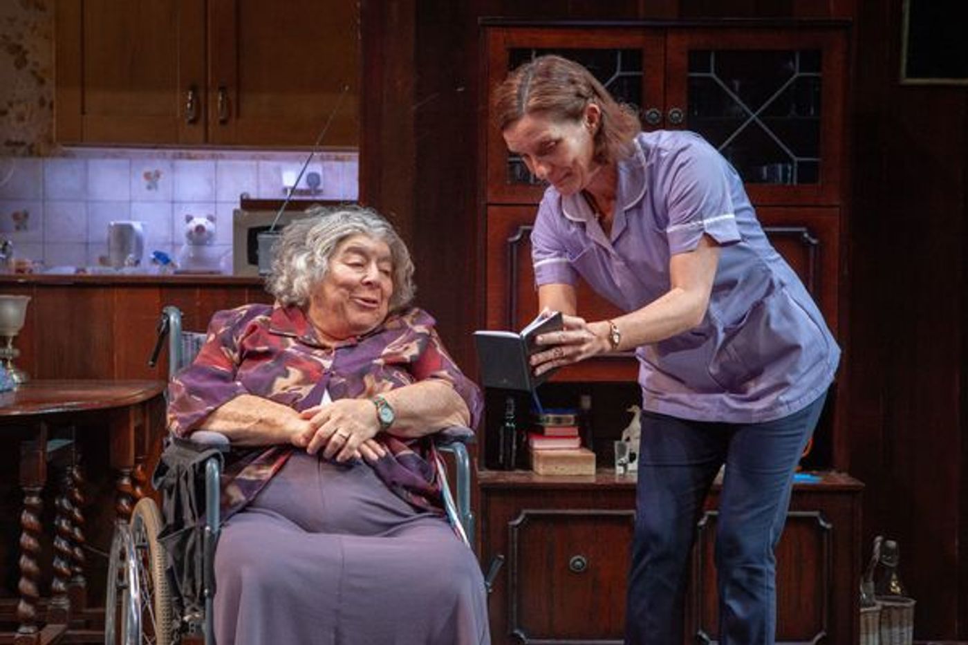 Photo Flash: First Look at SYDNEY AND THE OLD GIRL at Park Theatre  Image