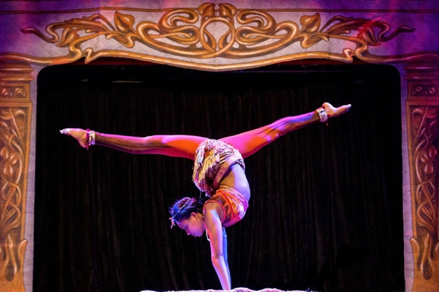 Photo Flash: Get a Look at All New Production Photos From CIRCUS 1903 at Southbank Centre's Royal Festival Hall  Image