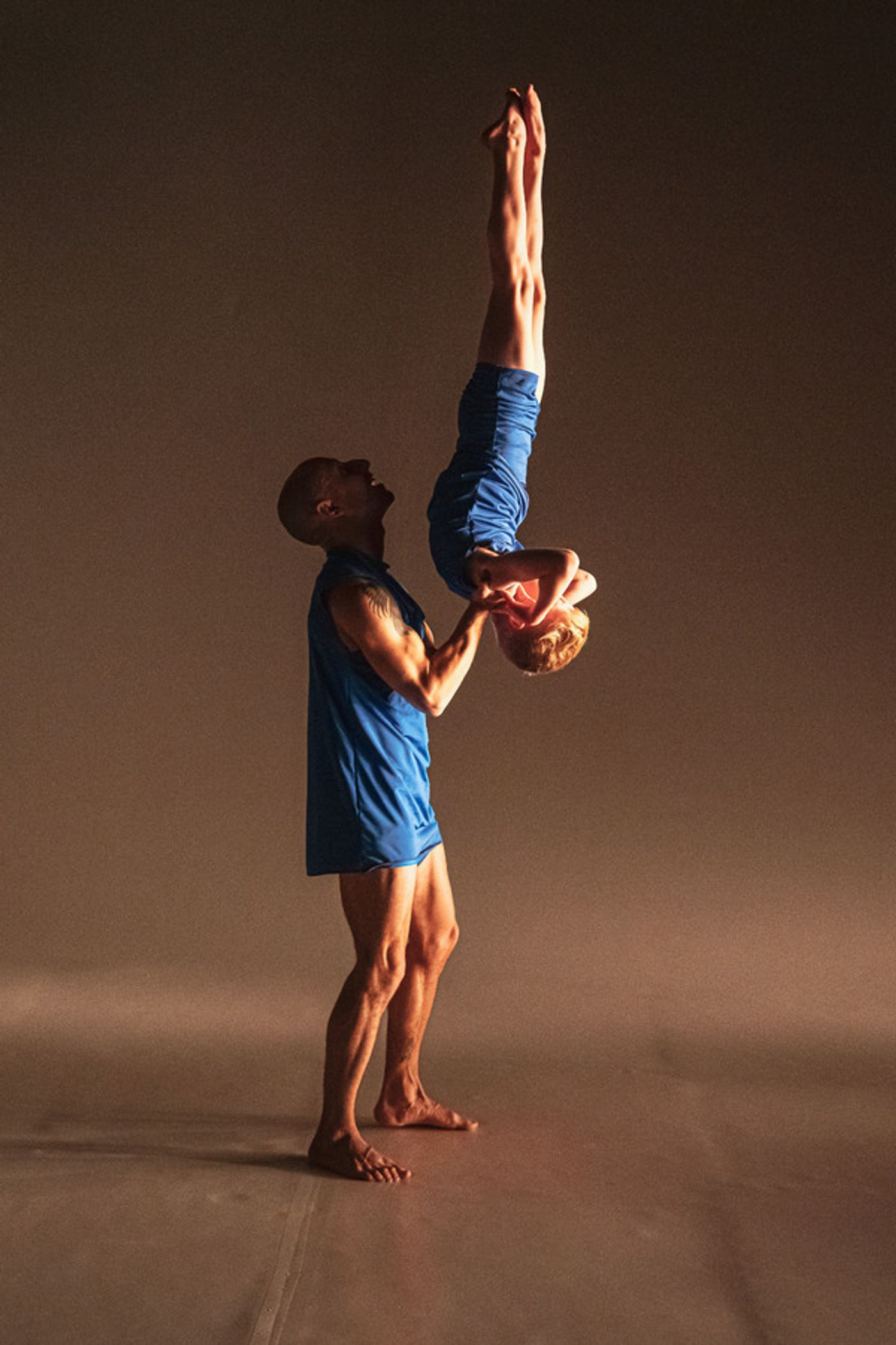 Photo Flash: Take a Look at Photos From SUPERFAN: Nosedive  Image