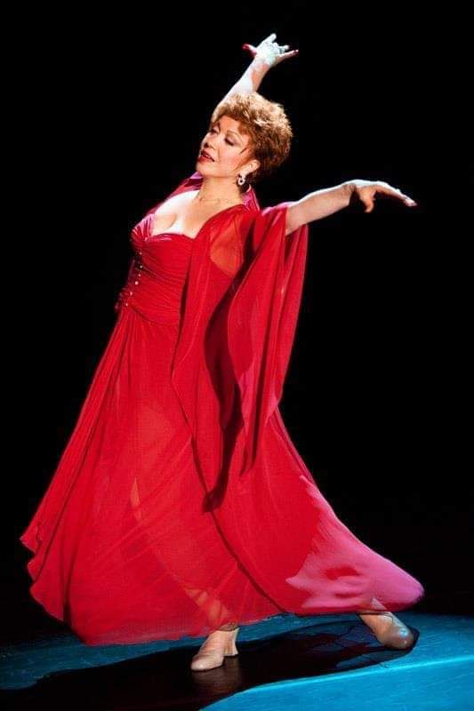 Interview: National Theater Hall of Fame Inductee Donna McKechnie Reminisces on Her Broadway Career  Image