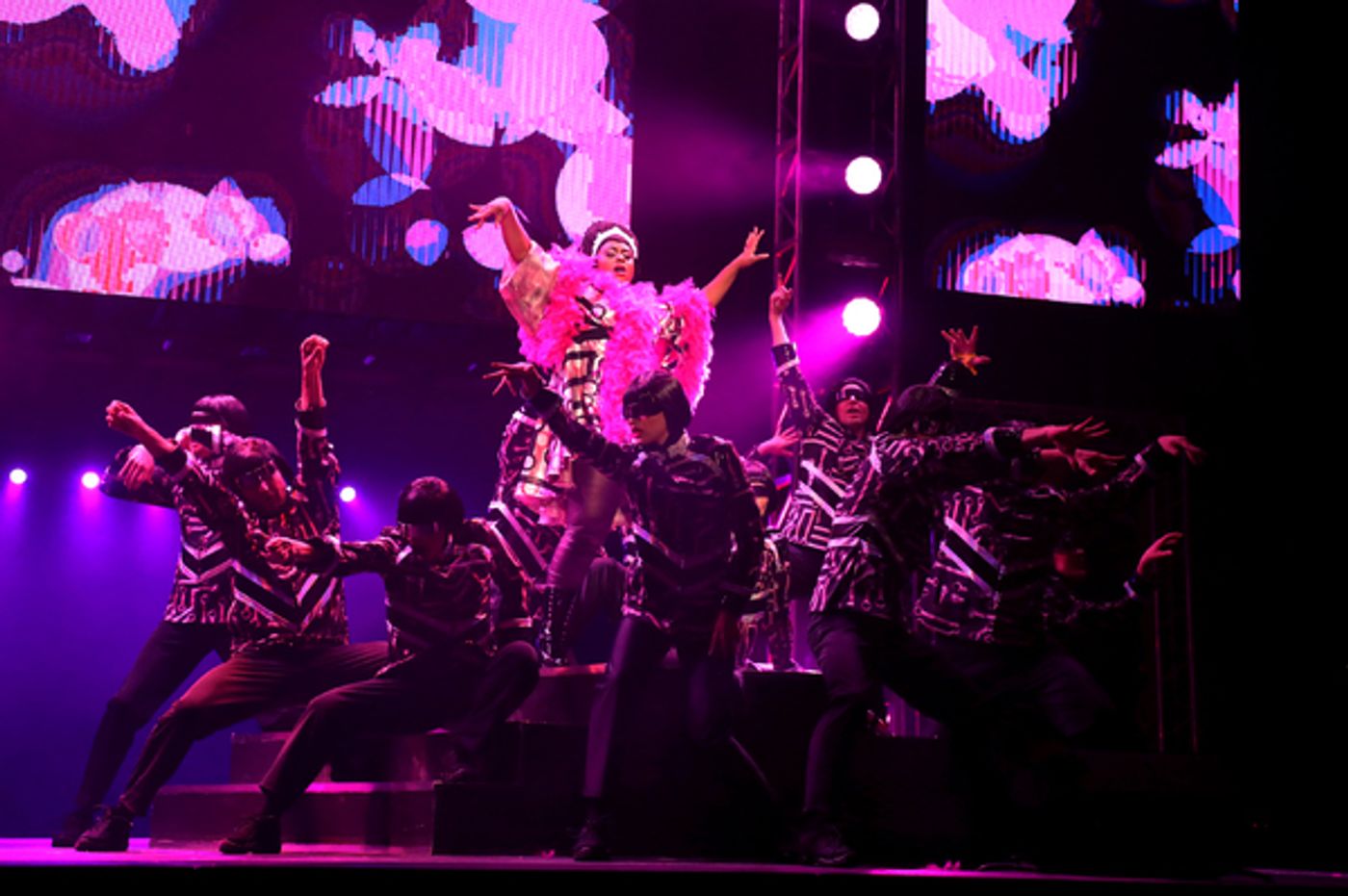 Photo Flash: First Look At WE WILL ROCK YOU North American Tour  Image