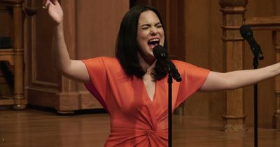 Alyssa Fox (Frozen/Wicked) belts out ?The Joke? by Brandi Carlile.  Photo