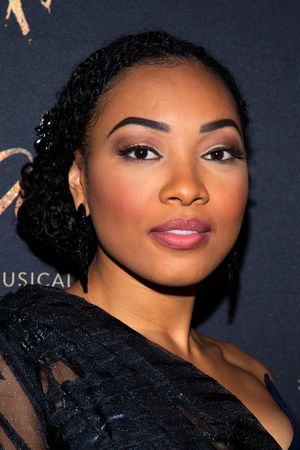 Holli' Conway @ BroadwayWorld Holli' Conway Photo