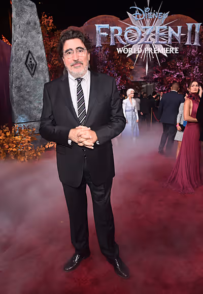 Alfred Molina Photo