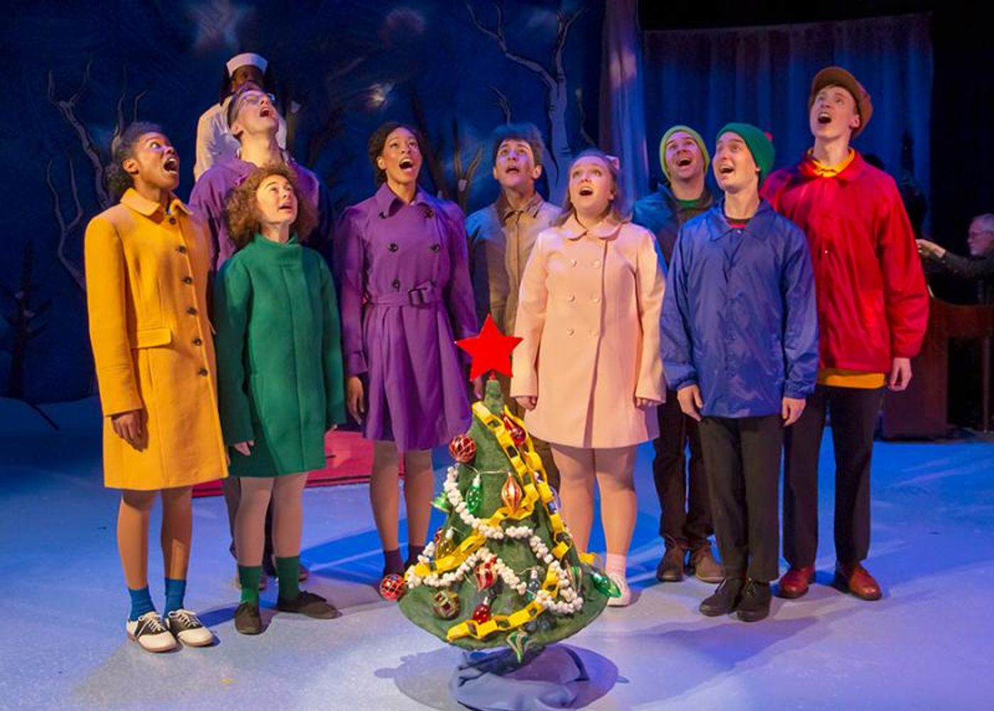 Review: A CHARLIE BROWN CHRISTMAS Opens at the Coterie Theatre  Image