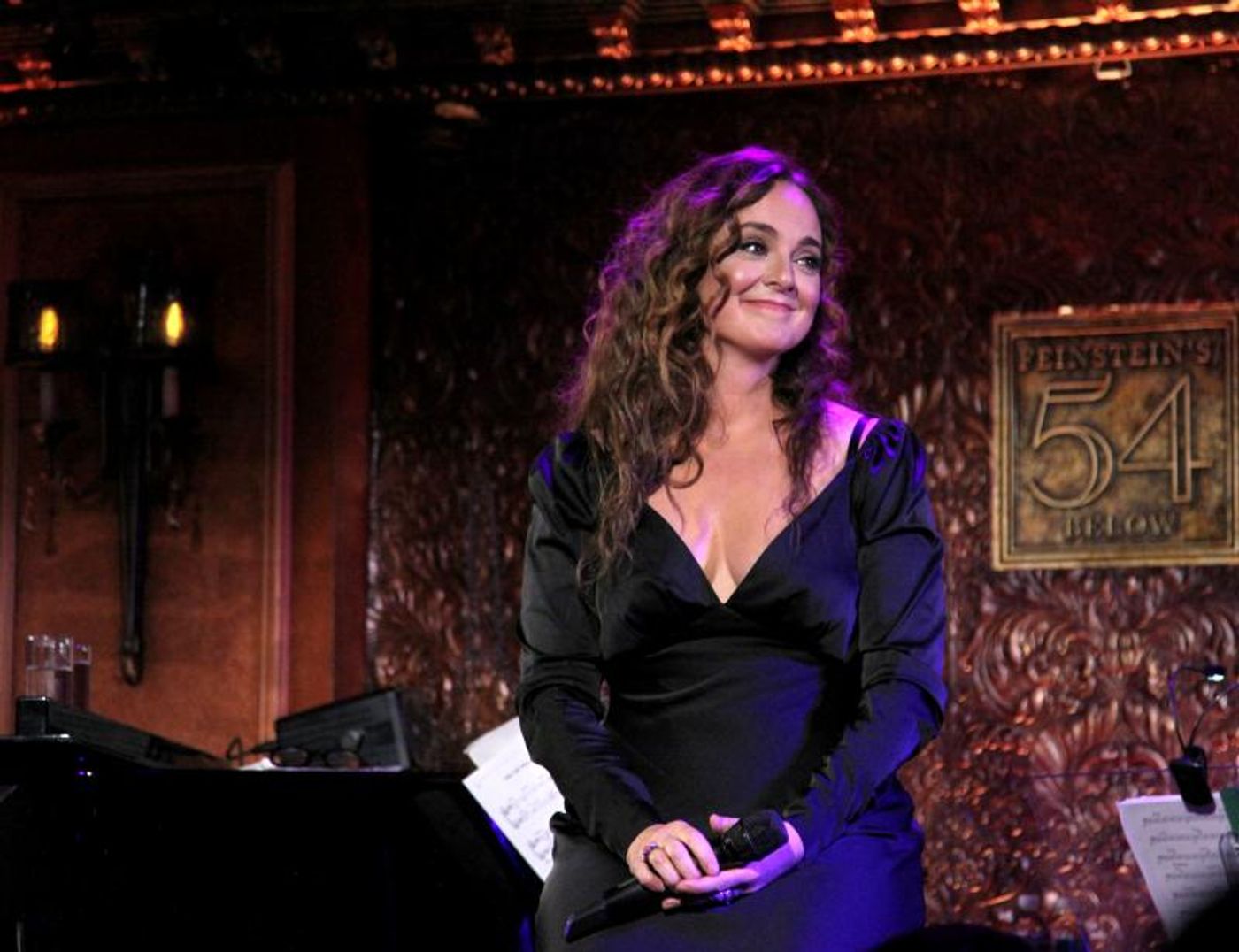 Review: Melissa Errico Continues AN EVEN GRANDER AFFAIR With Throngs of Fans at 54 Below  Image