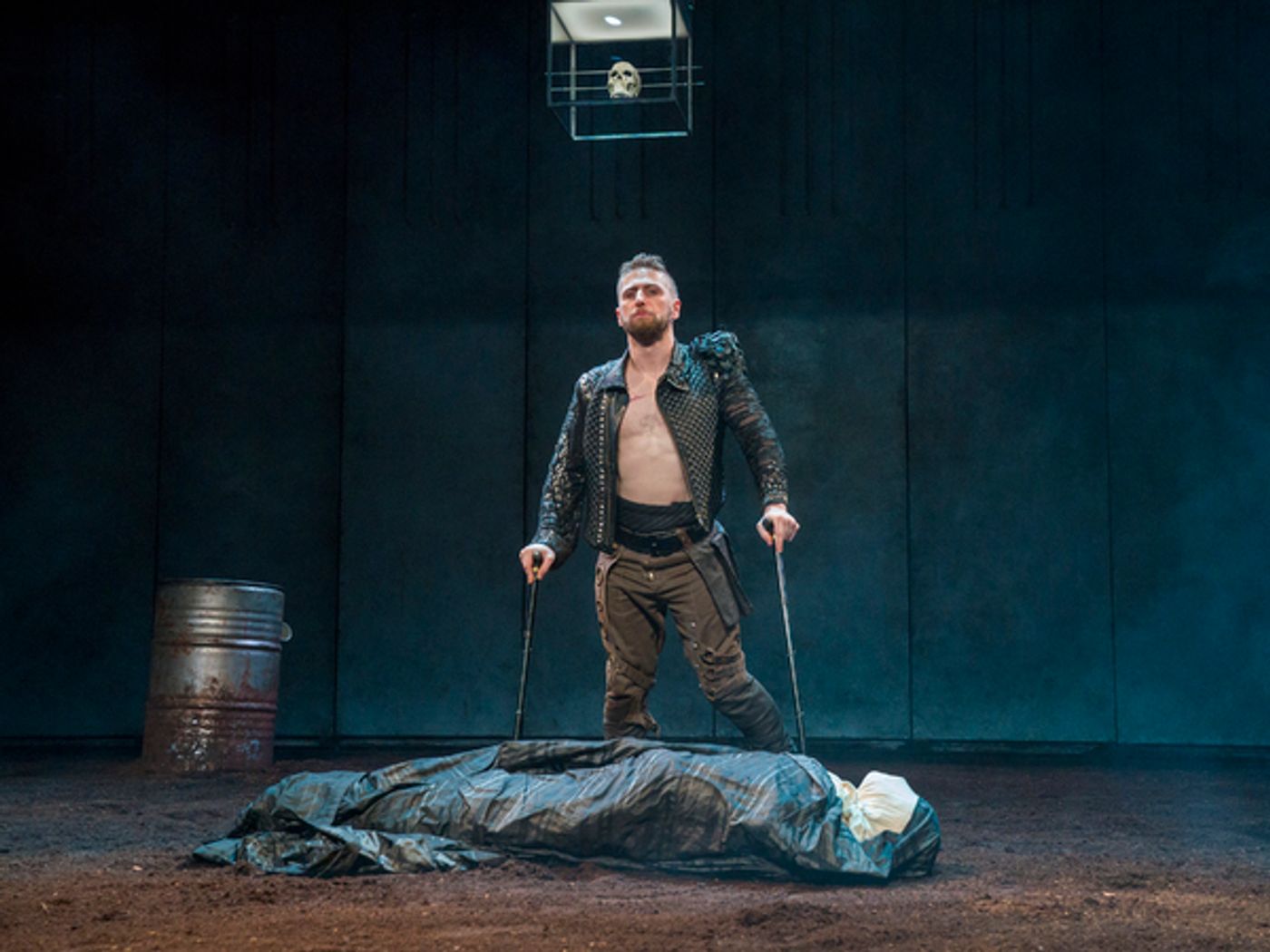 Photo Flash: Take a Look at Photos From Lincoln Center's DRUIDSHAKESPEARE: RICHARD III  Image