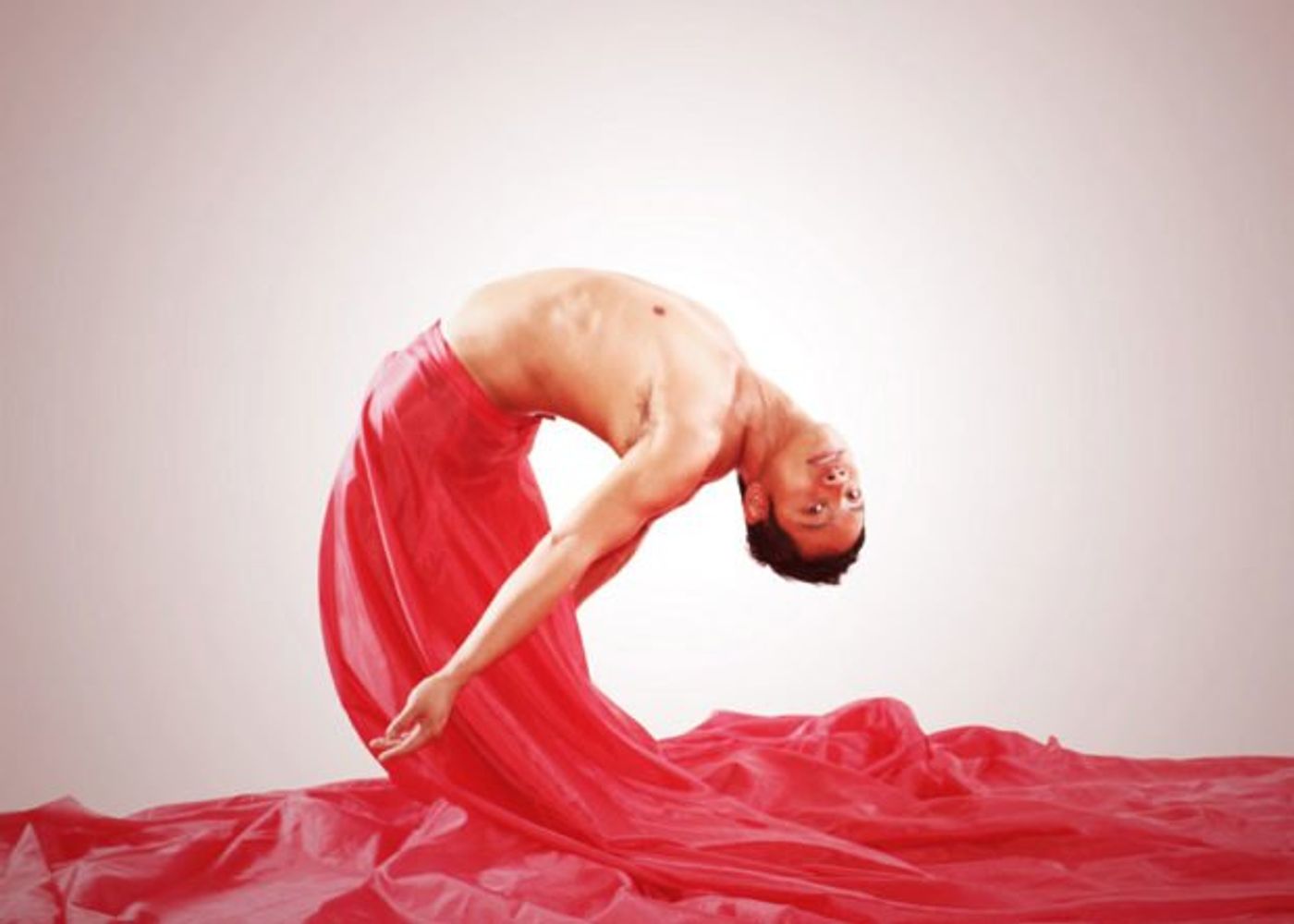 Dance Artist Roberto Villanueva Revisits His One-Man Show, PIECES OF ME, at Ateneo de Manila University, 14 Nov. Dance Artist Roberto Villanueva Revisits His One-Man Show, PIECES OF ME, at Ateneo de Manila University, 14 Nov. Image