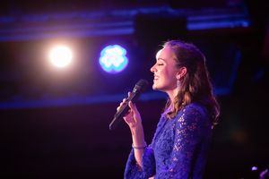 Laura Osnes Photo