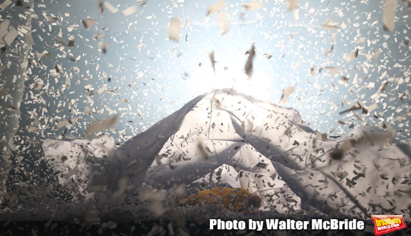 Photo Coverage: Get a Sneak Peek of SLAVA'S SNOWSHOW on Broadway  Image