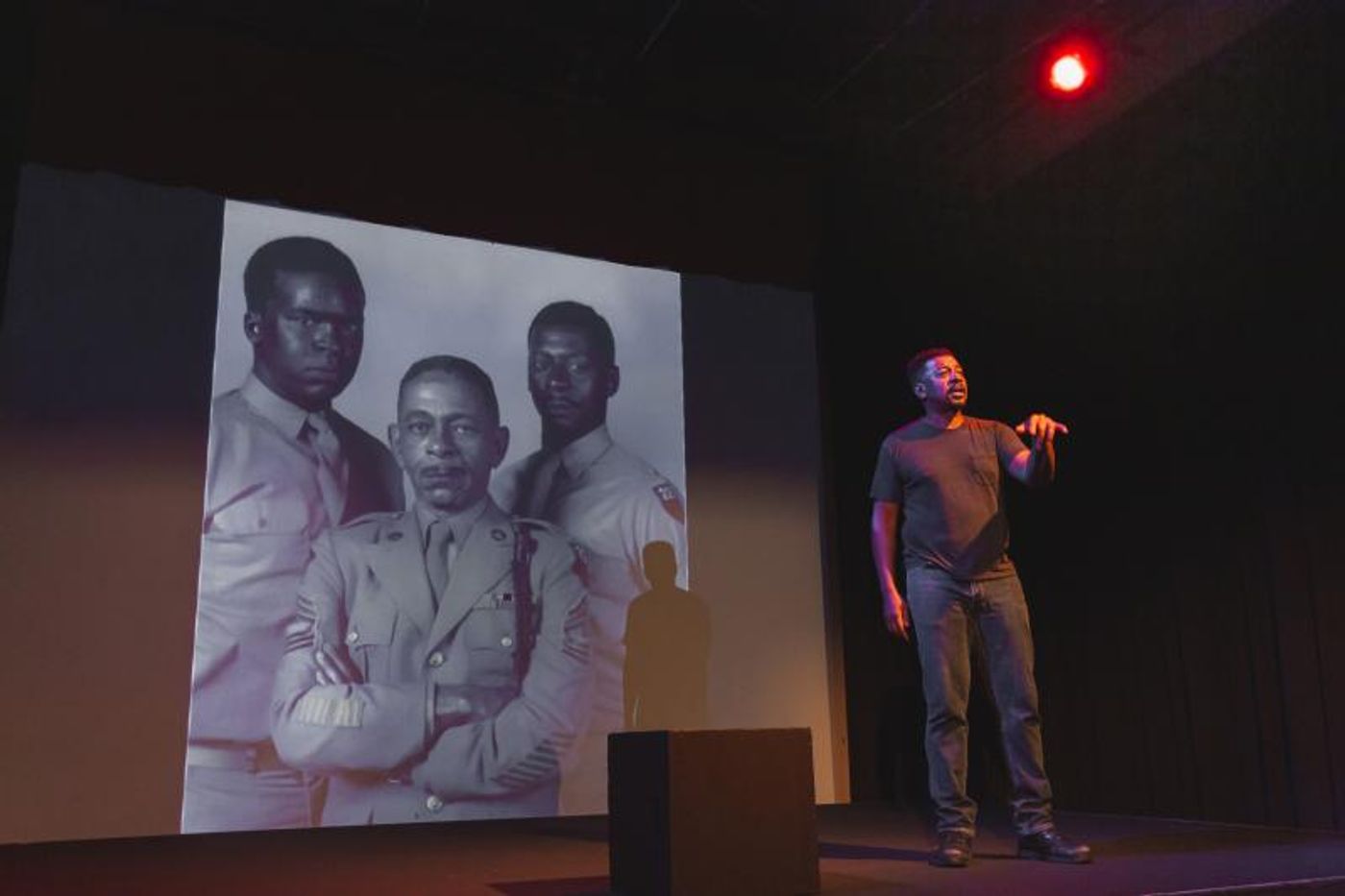 Review: LIVING THE SHUFFLE at The Marsh Berkeley Tells Entertaining Tales from Robert Townsend's Hollywood Roller Coaster Ride Review: LIVING THE SHUFFLE at The Marsh Berkeley Tells Entertaining Tales from Robert Townsend's Hollywood Roller Coaster Ride Image