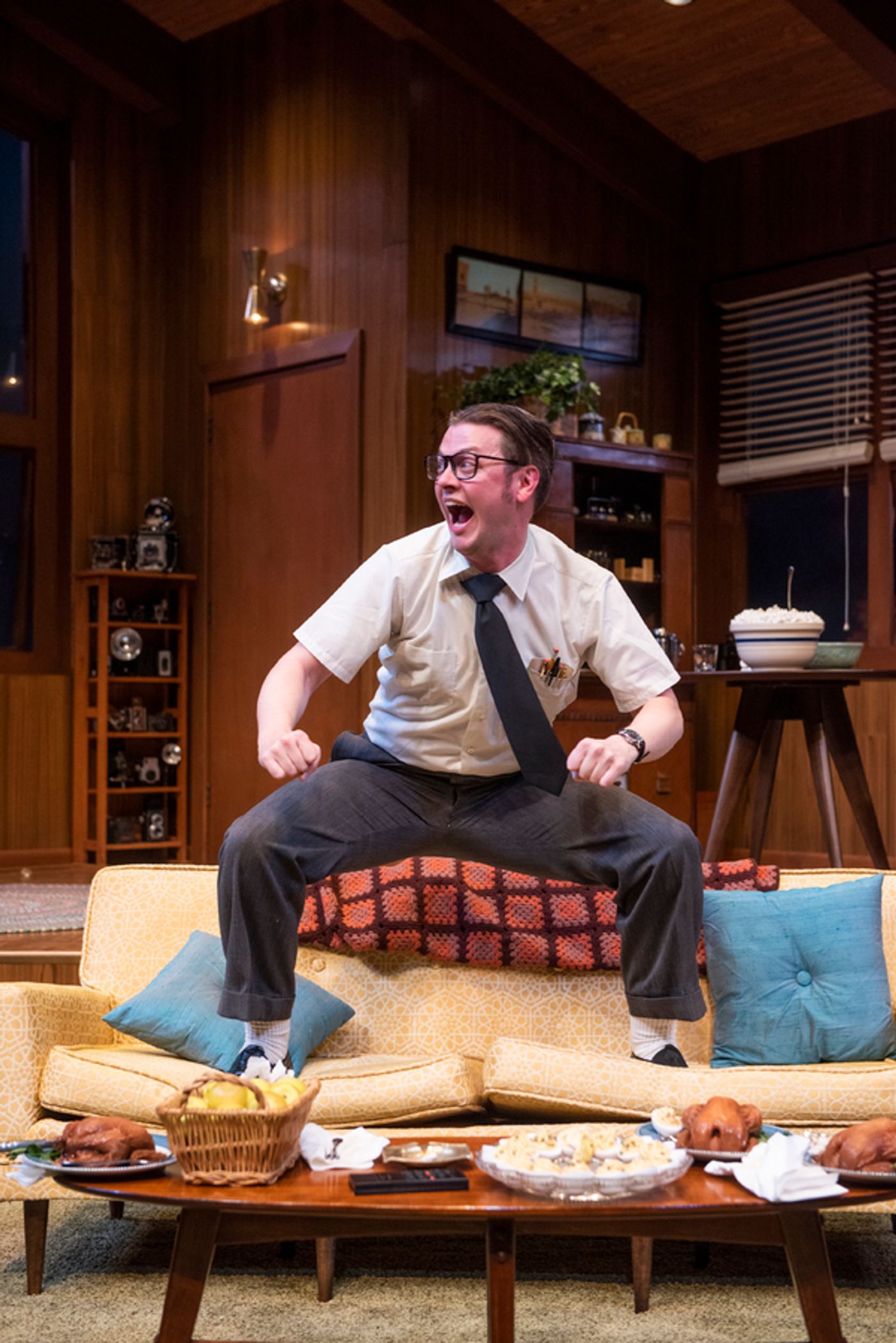 Photo Flash: Take a Peek at Photos From Milwaukee Rep's THE NERD  Image