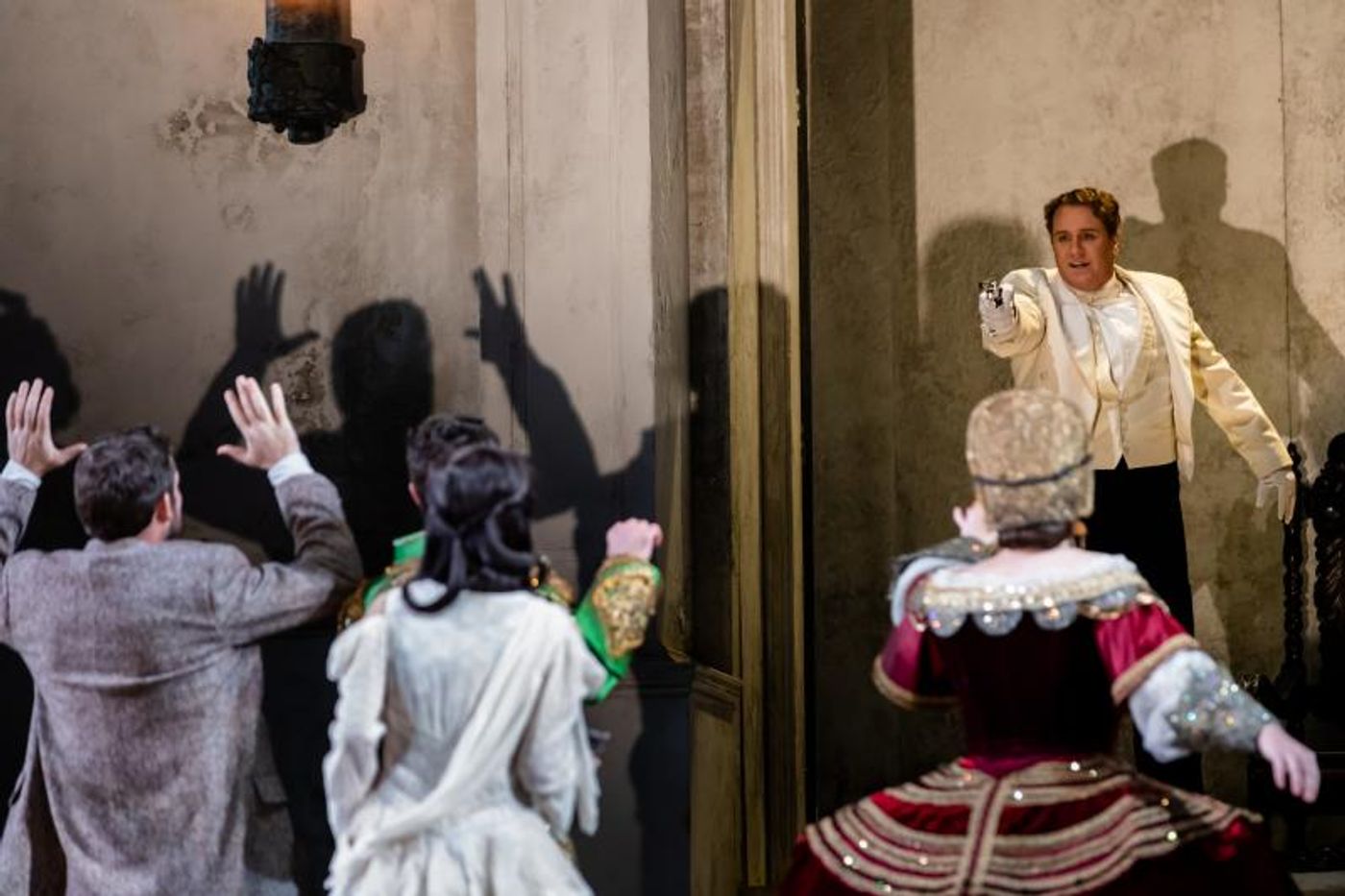 Photo Flash: First Look At DON GIOVANNI At Lyric Opera of Chicago  Image