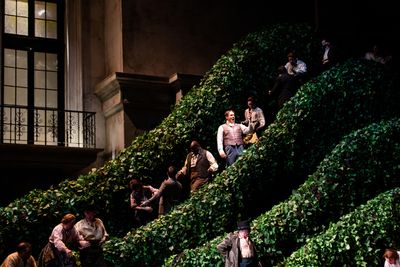 Lucas Meachem and the cast_DON GIOVANNI Photo