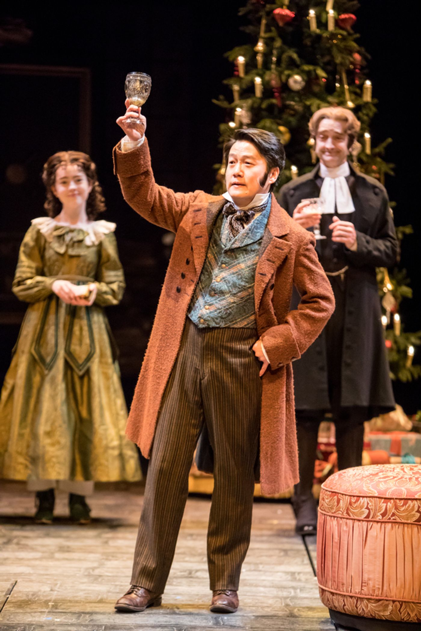 Photo Flash: First Look At A CHRISTMAS CAROL At The Guthrie Theater  Image