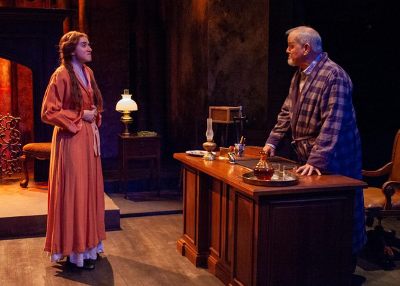 Photo Flash: TimeLine Theatre Presents RUTHERFORD AND SON  Image