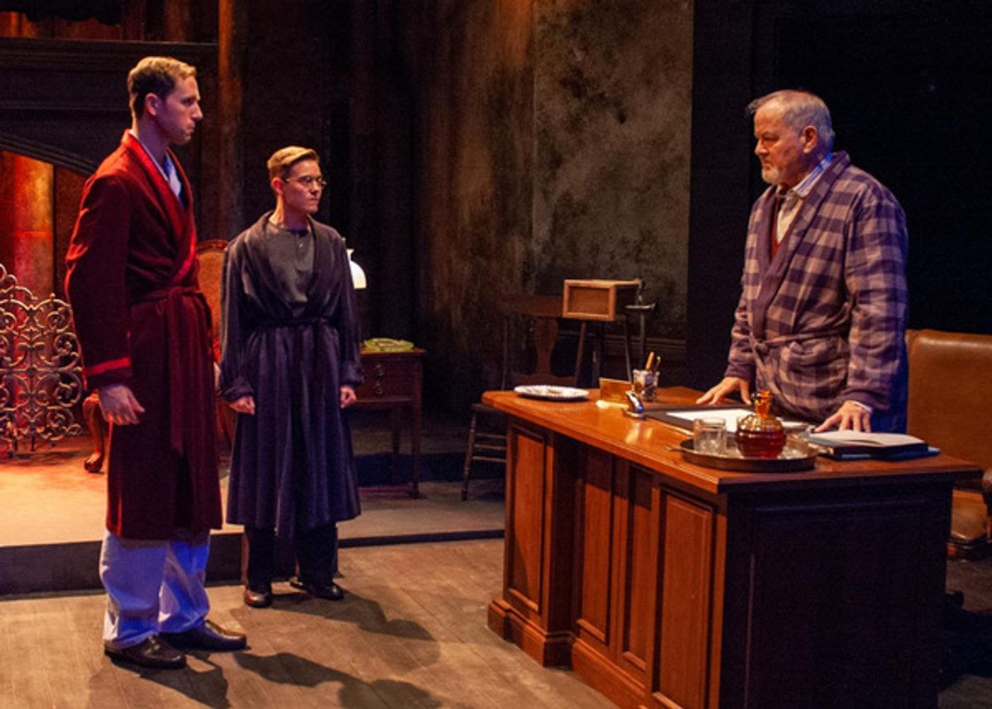 Photo Flash: TimeLine Theatre Presents RUTHERFORD AND SON  Image