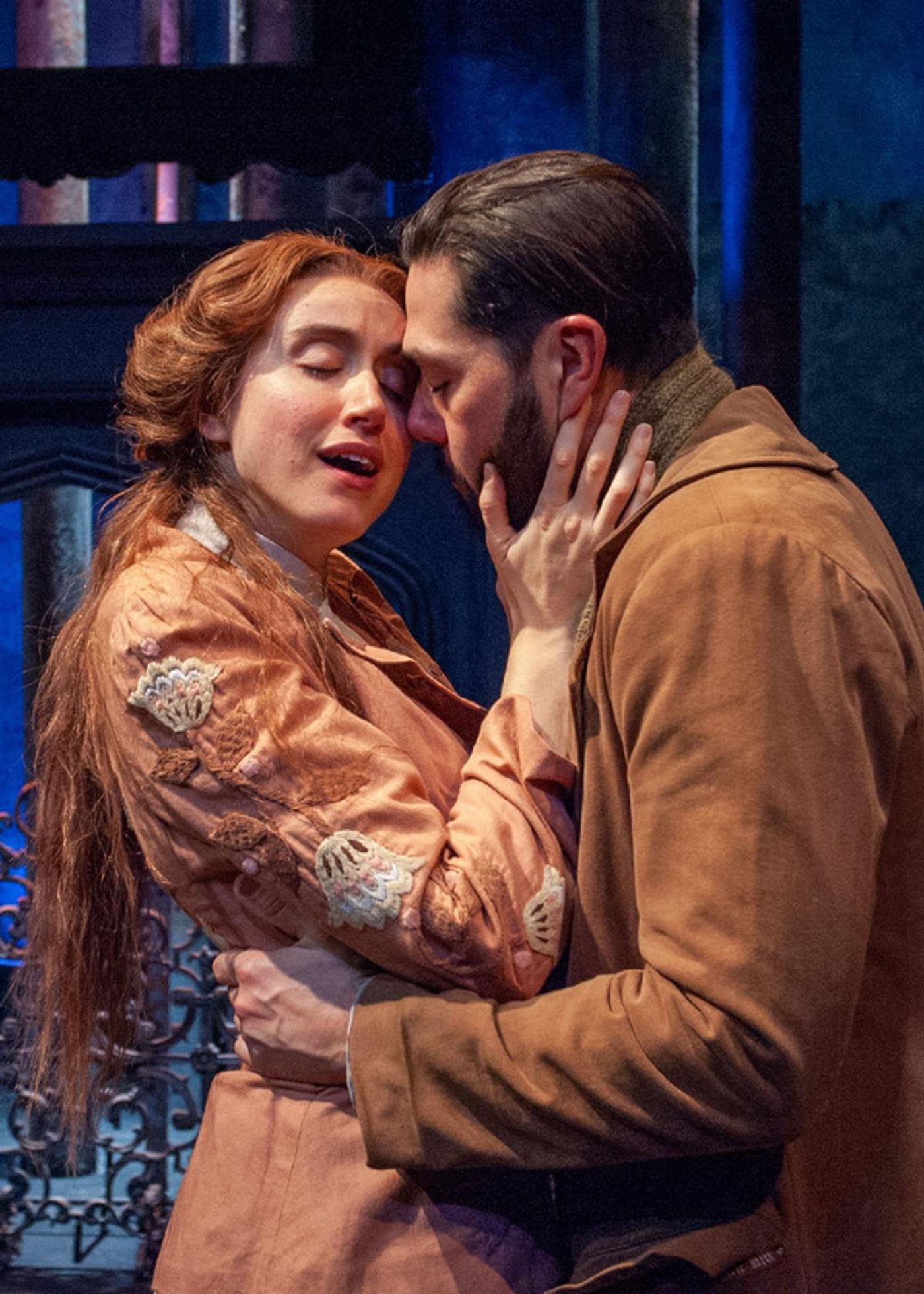 Photo Flash: TimeLine Theatre Presents RUTHERFORD AND SON  Image